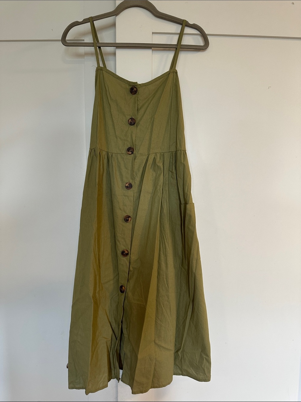 Olive Green Button-Front Spaghetti Strap Dress